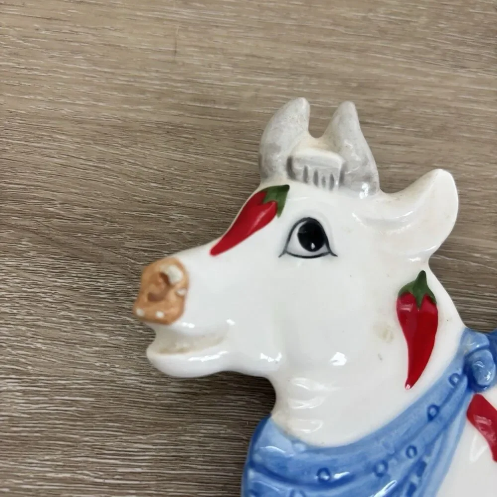OTAGIRI Vintage Cow Chili Pepper Ceramic Spoon Rest WallHanging Figurine 7